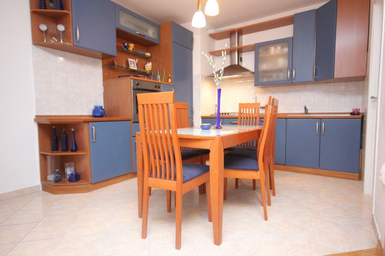 Apartment Karlo Near The Most Beautiful Beach Znjan Split Exterior photo
